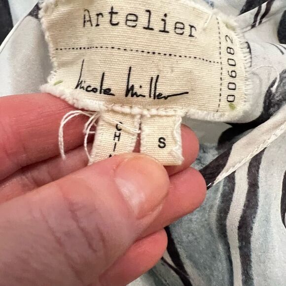 NICOLE MILLER ARTELIER long sleeve knot front printed blouse top size small - Picture 11 of 13